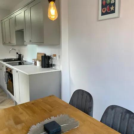 Castle View - The Hideout *