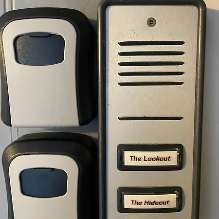 Castle View - The Hideout *